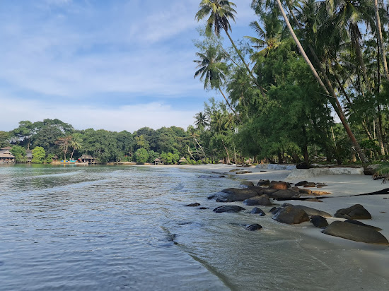 Khlong Yai Kee Beach