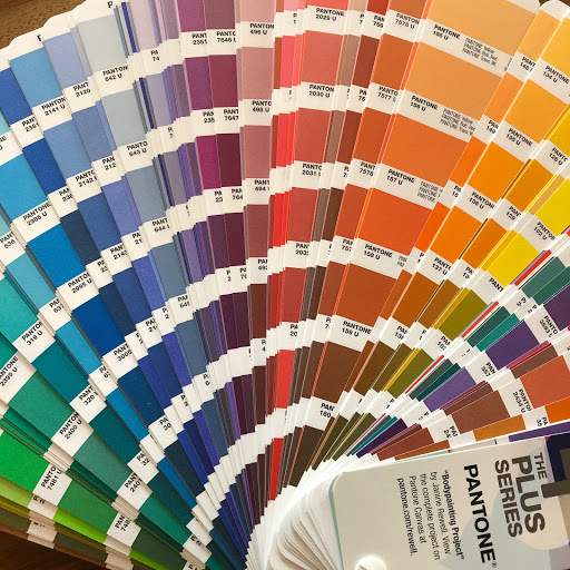 Custom T-shirt Store «CustomInk - Custom T-shirt Store - Richmond», reviews and photos, 3401 W Cary St, Richmond, VA 23221, USA