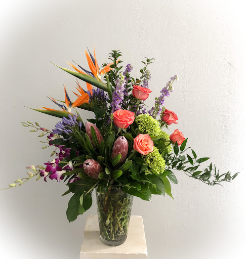 Florist «Open Air Designs - Florist | Wedding Planning | Gifts», reviews and photos, 607 N Myrtle Ave, Clearwater, FL 33755, USA