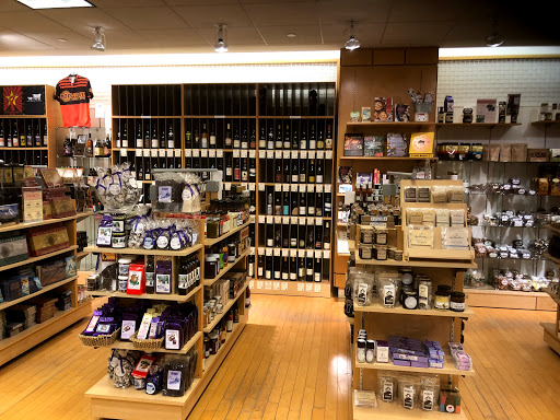 Shopping Mall «Pioneer Place», reviews and photos, 700 SW 5th Ave, Portland, OR 97204, USA