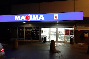 Maxima X image