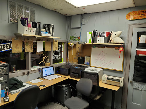 Tattoo Shop «Mind Crusher Tattoo», reviews and photos, 6705 N Clark St, Chicago, IL 60626, USA