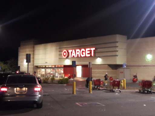 Department Store «Target», reviews and photos, 950 E 33rd St, Signal Hill, CA 90755, USA