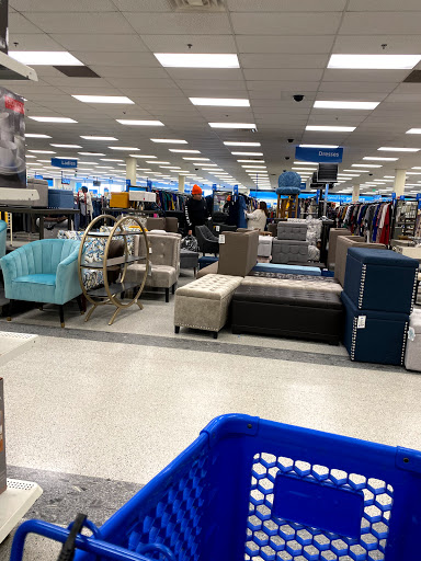 Clothing Store «Ross Dress for Less», reviews and photos, 2540 Cumberland Blvd SE, Smyrna, GA 30080, USA