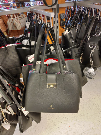 Department Store «Nordstrom Rack Mayfair Collection», reviews and photos, 11500 W Burleigh St, Wauwatosa, WI 53222, USA