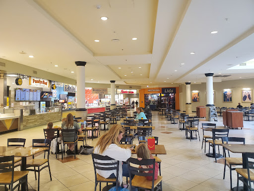 Shopping Mall «Crabtree Valley Mall», reviews and photos, 4325 Glenwood Ave, Raleigh, NC 27612, USA