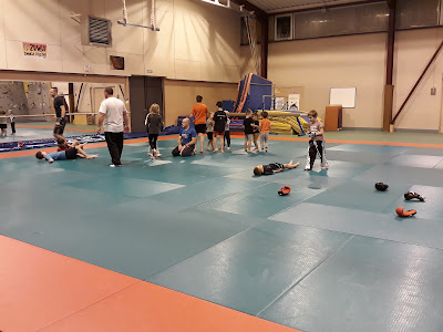 Gymnase communal de Bazancourt à Bazancourt