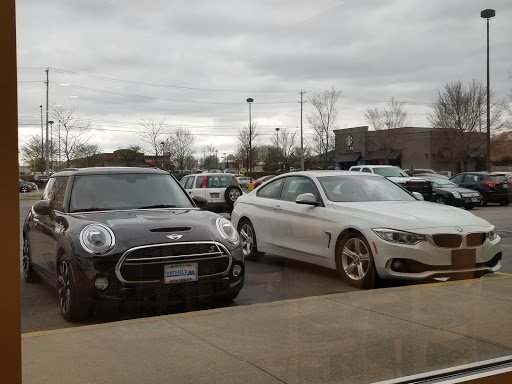 Volkswagen Dealer «Hatfield Volkswagen», reviews and photos, 1495 Auto Mall Dr, Columbus, OH 43228, USA