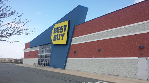 Electronics Store «Best Buy», reviews and photos, 208 Fortune Blvd, Milford, MA 01757, USA