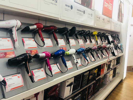 Hair Salon «Ulta Beauty», reviews and photos, 520 N Orlando Ave, Winter Park, FL 32789, USA