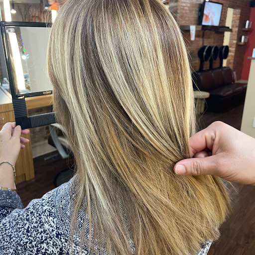 Hair Salon «Fabrizio Salon & Spa», reviews and photos, 1604 W 16th St, Wilmington, DE 19806, USA