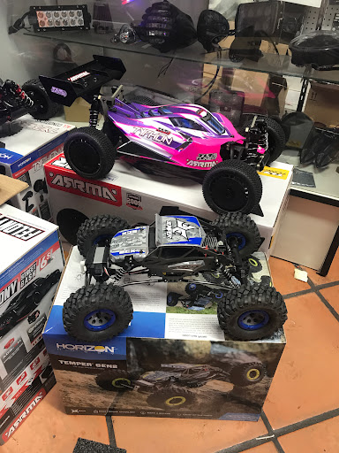 Airbrushing Service «Moto Styles», reviews and photos, 17540 Chatsworth St, Granada Hills, CA 91344, USA