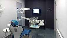 CLÍNICA DENTAL FRÍAS - Implantología - Ortodoncia - Berga, Barcelona