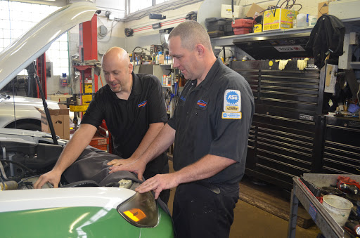 Auto Repair Shop «Advantage Auto Service», reviews and photos, 121 E Broad St, Palmyra, NJ 08065, USA