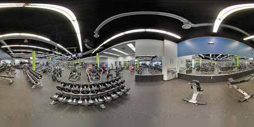 Health Club «Onelife Fitness - Gainesville Express Gym», reviews and photos, 7500 Limestone Dr, Gainesville, VA 20155, USA