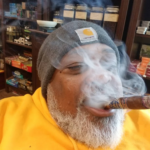 Tobacco Shop «Orange Cigar & More», reviews and photos, 278 Boston Post Rd, Orange, CT 06477, USA
