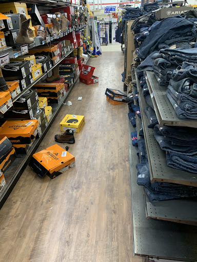 Home Improvement Store «Tractor Supply Co.», reviews and photos, 2385 E Market St, Harrisonburg, VA 22801, USA