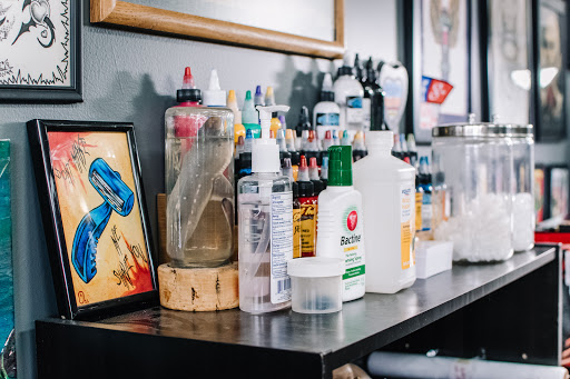 Vaporizer Store «Vapor Trails & Tattoo Ink», reviews and photos, 2900 Carlisle Rd, Dover, PA 17315, USA