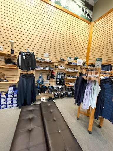 Sporting Goods Store «Peter Glenn Ski & Sports», reviews and photos, 2901 W Oakland Park Blvd, Fort Lauderdale, FL 33311, USA