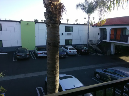 Canoga Hotel image