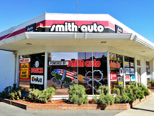 Smith Auto Parts (Visalia)