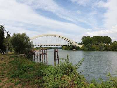Pont de Saint-Pierre-du-Vauvray à Saint-Pierre-du-Vauvray