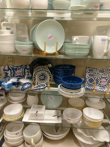 Department Store «HomeGoods», reviews and photos, 2201 Nostrand Ave, Brooklyn, NY 11210, USA