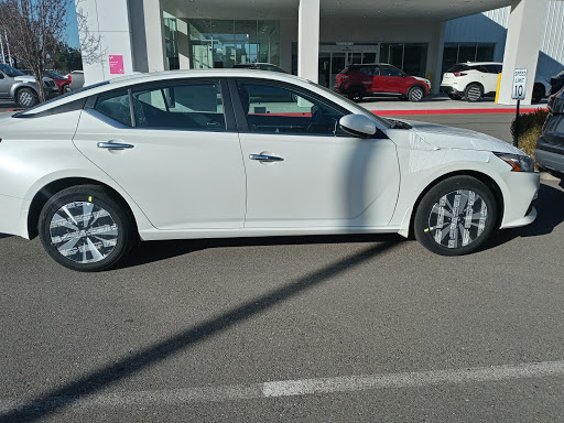 Nissan Dealer «Nissan of Stockton», reviews and photos, 3077 E Hammer Ln, Stockton, CA 95212, USA