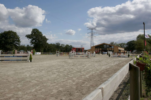 Centre équestre Centre équestre des Ormes Epiniac