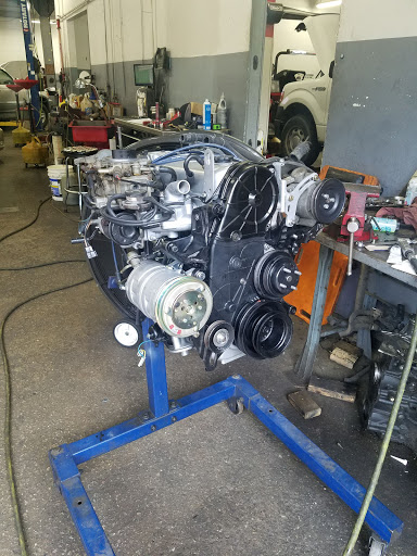 Auto Repair Shop «Creech Import Repair, Inc.», reviews and photos, 1818 St Albans Dr #106, Raleigh, NC 27609, USA