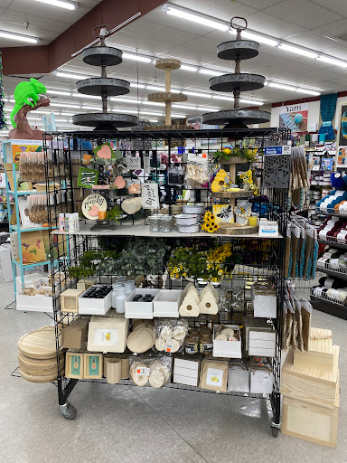 Craft Store «Ben Franklin Crafts and Frame Shop», reviews and photos, 19505 US-2, Monroe, WA 98272, USA