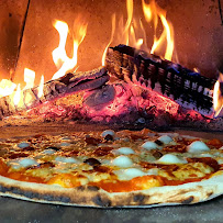 Photos du propriétaire du Pizzas à emporter Pizza du Moulin de Brun au feu de bois à Grasse - n°2