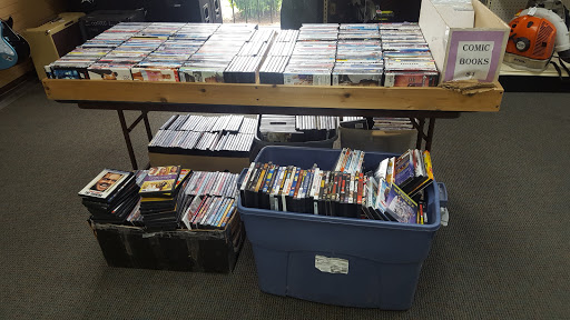 Pawn Shop «SILVER LINING JEWELRY AND LOAN GRESHAM», reviews and photos, 300 SE 181st Ave, Portland, OR 97233, USA