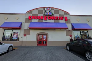 Chuck E. Cheese image