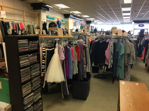 Thrift Store «Wonderland Thrift Shop», reviews and photos, 28 Portsmouth Ave, Stratham, NH 03885, USA