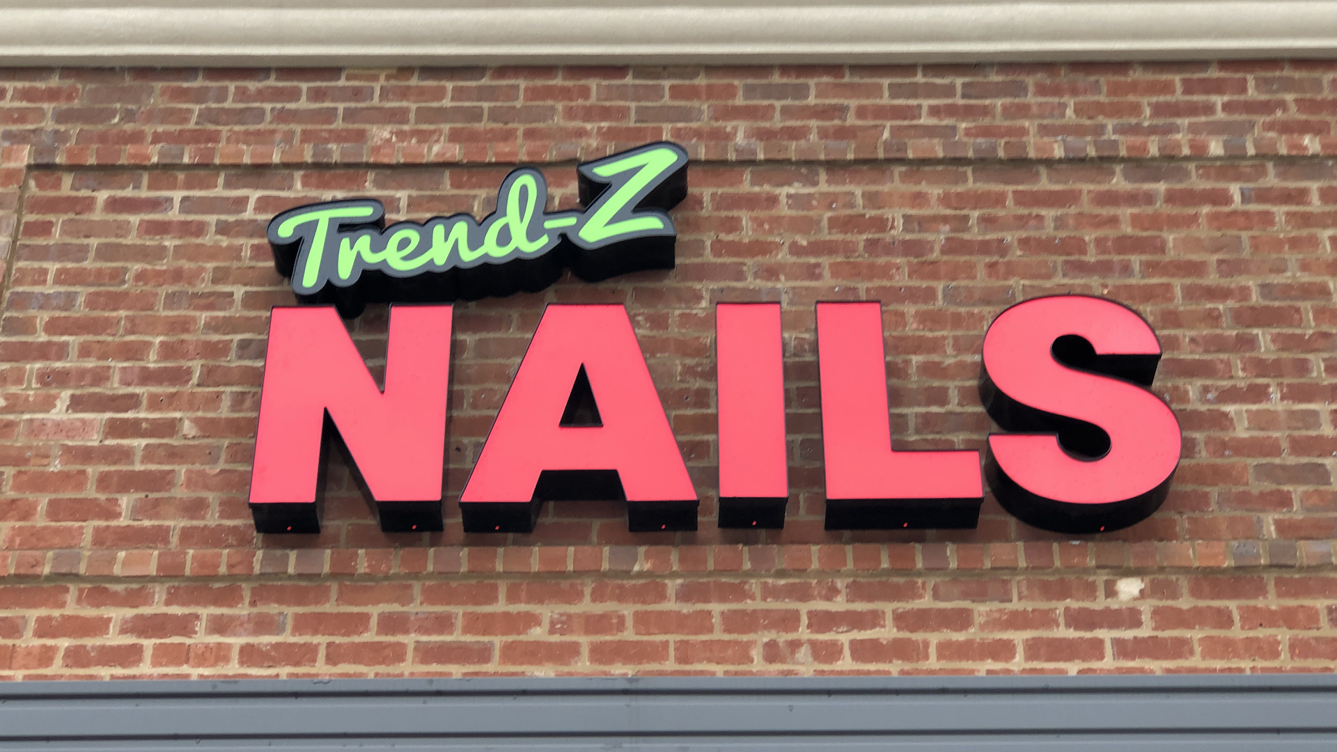 Trend-Z Nails & Spa
