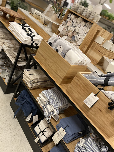 Department Store «Target», reviews and photos, 14075 Biscayne Blvd, North Miami Beach, FL 33181, USA