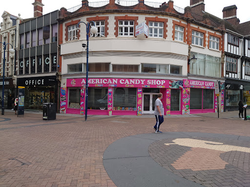 Stores to buy women's boots Kingston-upon-Thames