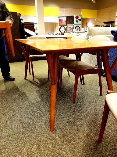 Furniture Store «Art Van Furniture - Chesterfield», reviews and photos, 50400 Gratiot Ave, Chesterfield, MI 48051, USA