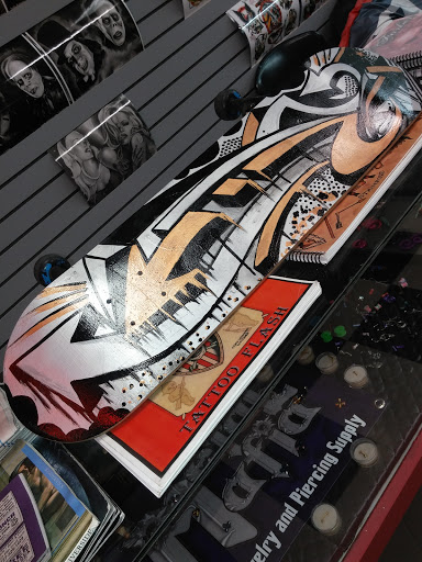 Tattoo Shop «Madeira Beach Tattoo Company», reviews and photos, 14995 Gulf Blvd, Madeira Beach, FL 33708, USA