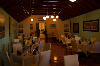 Mar Del Caribe Restaurante - 2444 C. Loíza, San Juan, 00913, Puerto Rico