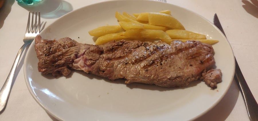 La Bodega Mesón Restaurante