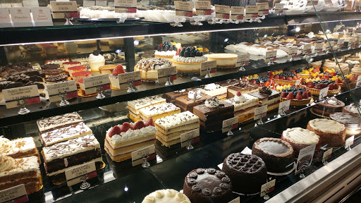 Grocery Store «The Fresh Market», reviews and photos, 1650 Airport Blvd #400, Pensacola, FL 32504, USA