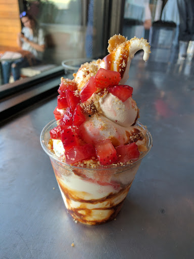 Ice Cream Shop «Cow Tipping Creamery», reviews and photos, 4715 S Lamar Blvd, Austin, TX 78745, USA