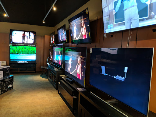 Electronics Store «Best Buy», reviews and photos, 15854 South La Grange Road, Orland Park, IL 60462, USA