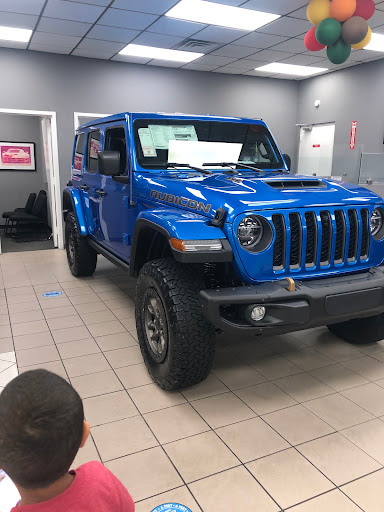 Car Dealer «Bayside Chrysler Jeep Dodge», reviews and photos, 21219 Northern Blvd, Bayside, NY 11361, USA