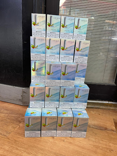 Tobacco Shop «TOBACCO OUTLET», reviews and photos, 27 Main St, Nashua, NH 03064, USA