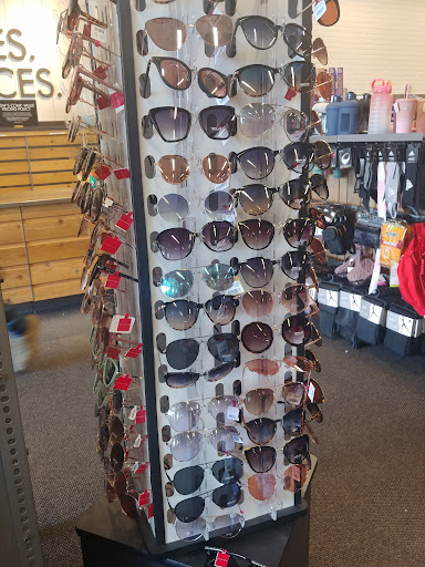 Shoe Store «DSW Designer Shoe Warehouse», reviews and photos, 14220 Baltimore Ave, Laurel, MD 20707, USA