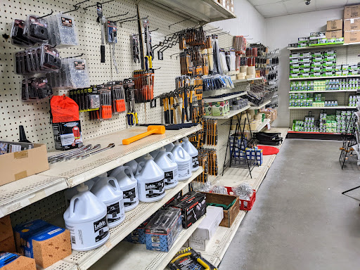 Clothing Store «Discount Madness», reviews and photos, 44 Bridge St, Pelham, NH 03076, USA