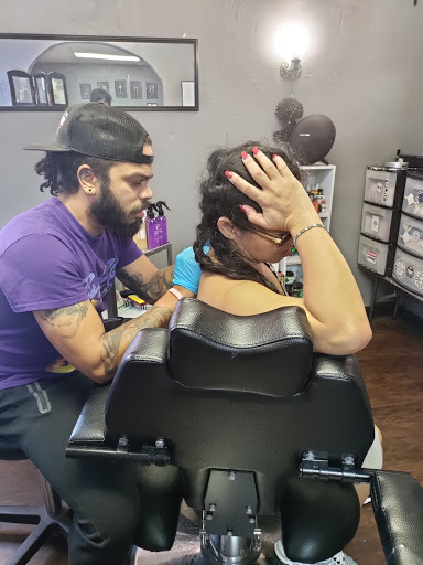 Tattoo Shop «La Vida Ink», reviews and photos, 4602 N Franklin Rd, Indianapolis, IN 46226, USA